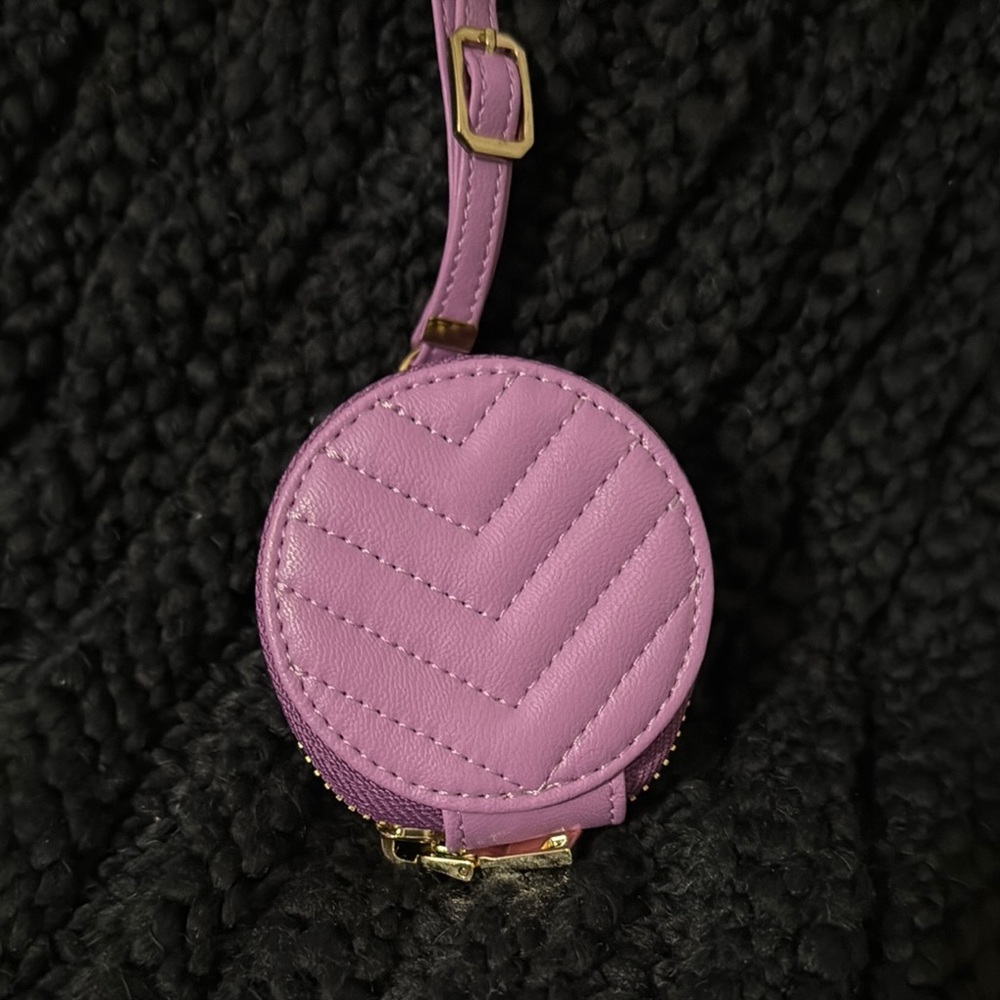 Purple AirPod Pro Case